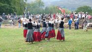 Les musiques et danses basques animant le village d'Ascain